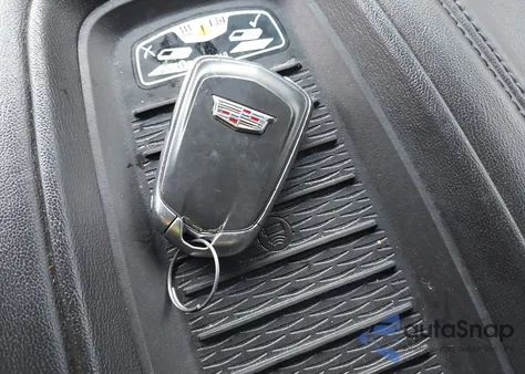 2018 Cadillac Escalade Esv Luxury из США, поврежденный, VIN 1GYS4HKJ5JR239519